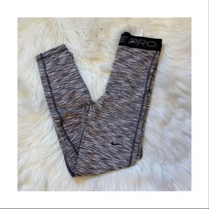 Nike Pro Crop Leggings - NWT - Size XXS